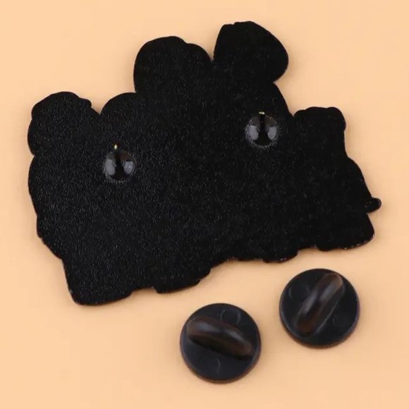 FAMILY GUY Cartoon Pin Brooch Charm Bag Metal Enamel Backpack Stewie Brian GIFT - Picture 2 of 5